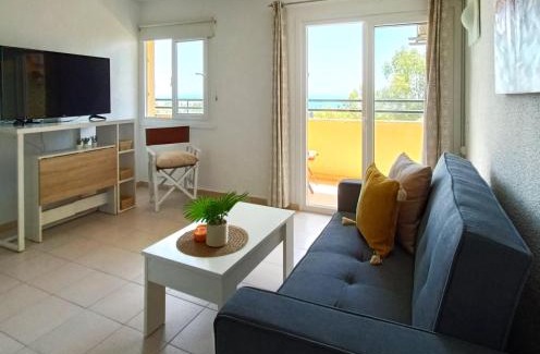 Aguadulce Apartamento | Géminis 504 Suite con terraza y vistas al mar