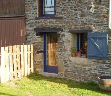 Pleine-Fougeres Casa | Gîte à la ferme en pleine nature