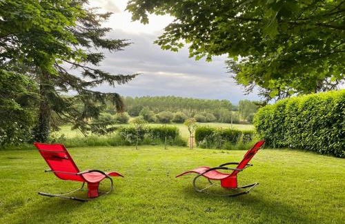 Moulins-le-Carbonnel Casa | Gîte écologique de charme avec grand jardin, proche des Alpes Mancelles, idéal famille et amis - FR-1-410-132