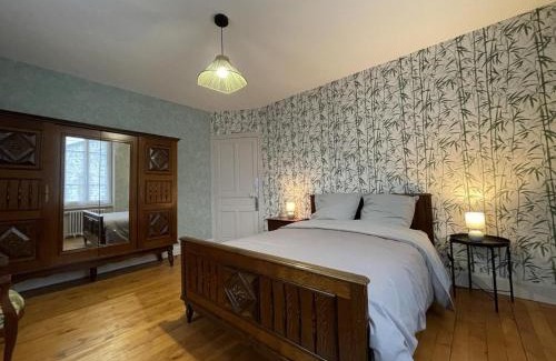 Ferrieres-sur-Sichon Casa | Gîte élégant avec 3 chambres, cour fermée et terrasse, proche des activités de montagne et de Vichy - FR-1-489-497