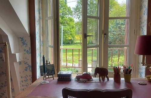 Mohon Cabaña | Gîte** 13 beds, sleeps 20, Jacuzzi, Swimming pool, Billiards, Games tent, Park **.