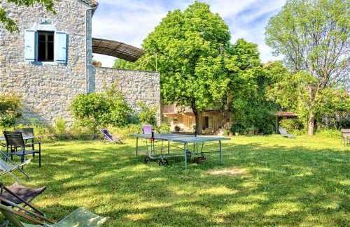 Villeneuve-de-Berg Apartamento | Gîte 2/3p, 80m2, Terrasse ombragée, parc