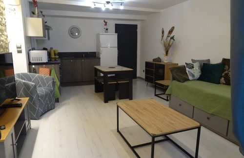 Monein Apartamento | Gîte 4 Étoiles Dans une Ferme Béarnaise 2/4 Pers. en Plein Coeur du Jurançon