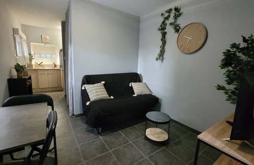 Cintegabelle Casa | Gîte 4 Personnes. Animaux de Compagnie Acceptés