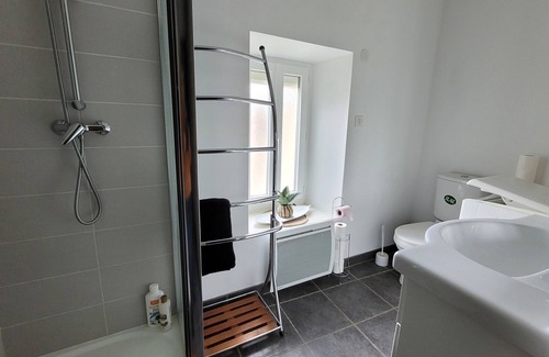 Cintegabelle Casa | Gîte 4 Personnes. Animaux de Compagnie Acceptés