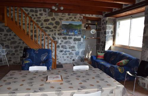 Lascelle Casa | Gîte 4 personnes dans le Cantal Animaux bienvenus