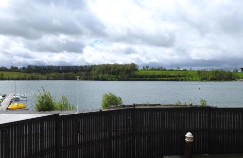 Peigney Casa | Gîte 80m² au bord du lac, calme, animaux admis - FR-1-611-116