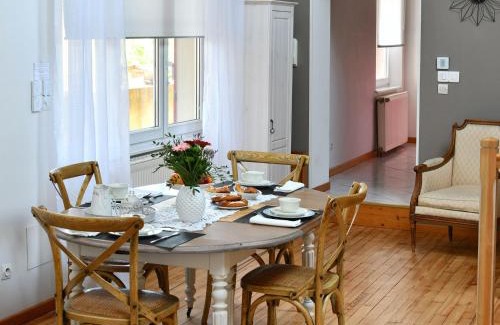 Bergholtz Casa | Gîte alsacien 75m² avec 2 chambres, climatisation, jardin privé, proche Colmar et Mulhouse - FR-1-744-2
