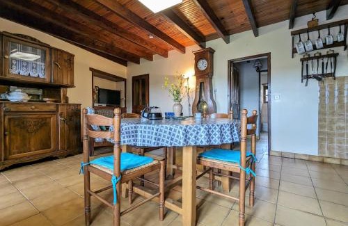 Saint-Ilpize Casa | Gîte au cœur du village médiéval de Saint-Ilpize - FR-1-582-93