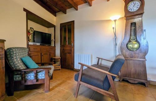 Saint-Ilpize Casa | Gîte au cœur du village médiéval de Saint-Ilpize - FR-1-582-93