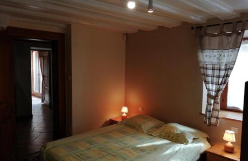 Breitenbach-Haut-Rhin Casa | Gîte au calme avec 2 chambres, terrasse, jardin, BBQ et parking inclus à Breitenbach-Haut-Rhin - FR-1-744-42