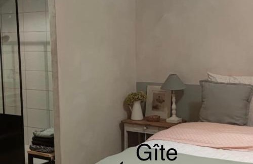 Chateldon Casa | Gîte Au petit bonheur