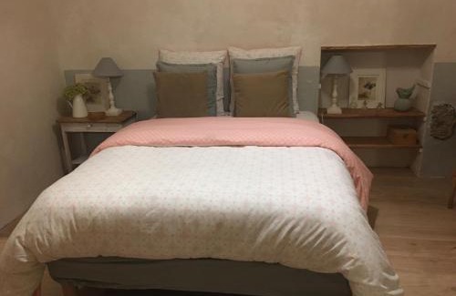 Chateldon Casa | Gîte Au petit bonheur