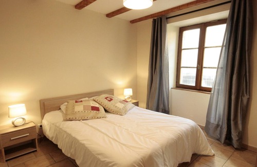 Freland Casa | Cottage With 2 vines
