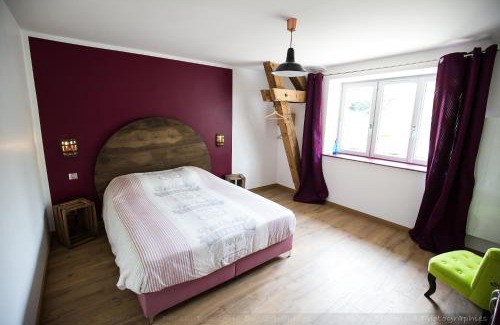 Autun Casa | Gîte Aux Couleurs de Saint Martin avec SPA-Billard