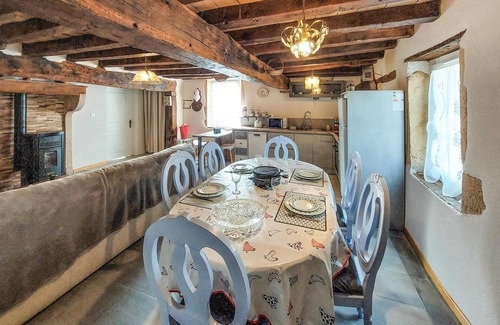 Pouilly-sous-Charlieu Casa | Gîte aux Hirondelles