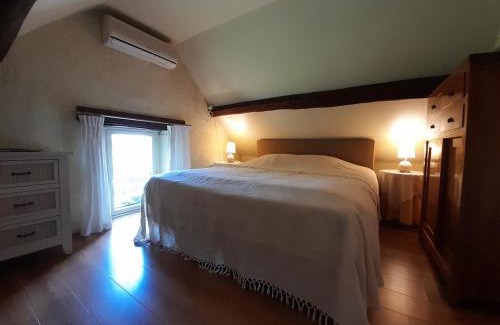 Ygrande Casa | Gîte Avec Piscine Sainte Anne