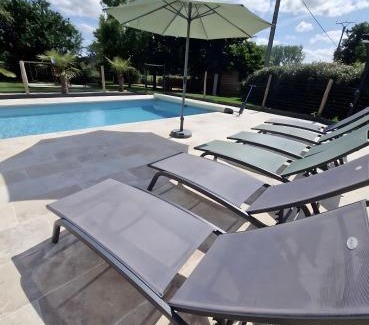 Soucelles Casa | Gîte Bellarca avec piscine et spa