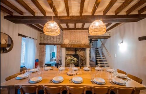 Soucelles Casa | Gîte Bellarca avec piscine et spa