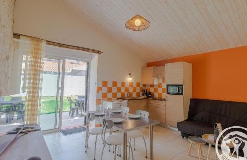 Saint-Christophe-du-Bois Casa | Gîte champêtre proche Puy du Fou avec terrasse, parking privé et tout inclus ! - FR-1-622-31