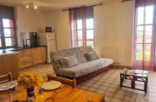 Saint-Andre-dʼApchon Casa | Gîte charmant à Saint-André-d'Apchon, animaux admis - FR-1-496-366