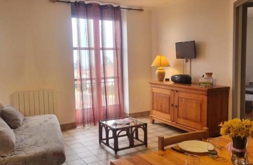 Saint-Andre-dʼApchon Casa | Gîte charmant à Saint-André-d'Apchon, animaux admis - FR-1-496-366