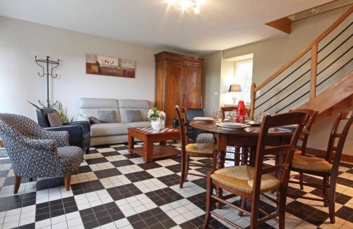 Antoigny Casa | Gîte charmant et lumineux près de Bagnoles de l'Orne, jardin, cheminée, télétravail, WIFI inclus - FR-1-497-14