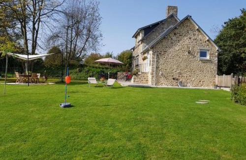 Antoigny Casa | Gîte charmant et lumineux près de Bagnoles de l'Orne, jardin, cheminée, télétravail, WIFI inclus - FR-1-497-14