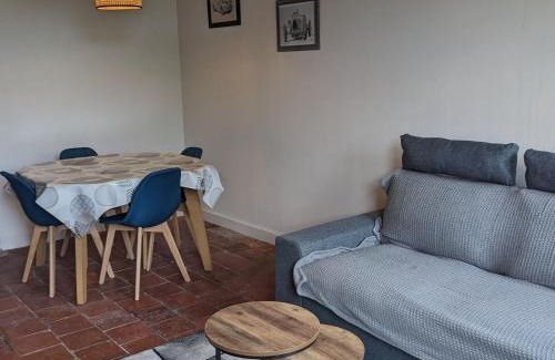 Chahaignes Casa | Gîte charmant proche des Châteaux de la Loire avec jardin privatif et parking. - FR-1-410-426