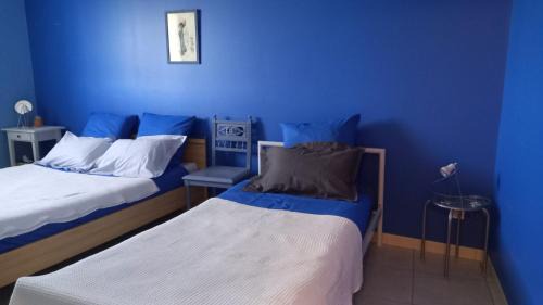Cholet Apartamento | Gîte Chez Gwen et Flo avec Jardin