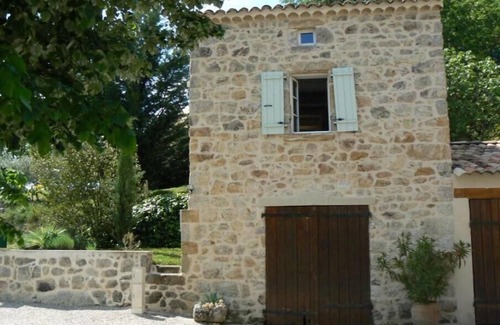 Rosieres Apartamento | Gîte Climatisé Deux Personnes Sud Ardèche Piscine Chauffée