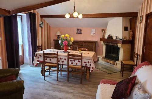 Le Val-d'Ajol Casa | Gîte confortable à Plombières-les-Bains, proche thermes, nature et ski - FR-1-589-194