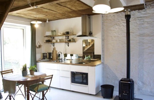 Louplande Casa | Gîte cosy à la ferme près du Mans - Jardin, Terrasse, Poêle à bois, et Sérénité Rurale - FR-1-410-269