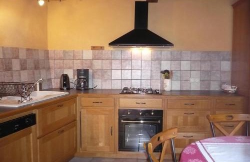 Palogneux Casa | Gîte cosy avec poêle à bois, terrasse, et jardin - Proche station ski et activités nature - FR-1-496-92