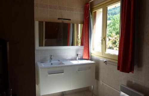 Saint-Nizier-du-Moucherotte Casa | Gîte des Gorges du Bruyant
