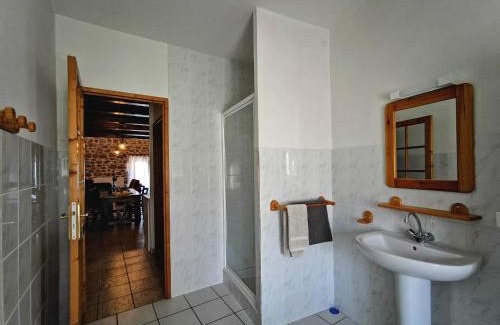 Saint-Romain-Lachalm Casa | Gîte de charme en campagne, 5-8 pers., cheminée, nature, proche Pilat, activités à proximité - FR-1-582-269