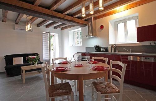 Marchainville Casa | Gîte de Charme Ancien Moulin avec Étang, Terrasse, et Activités au Cœur de Longny au Perche - FR-1-497-84