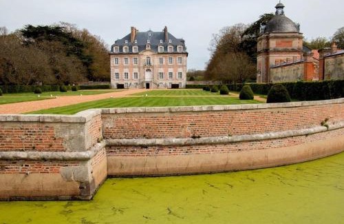 Rouvray-Saint-Florentin Casa | Gîte de charme avec jardin, douves, vélos, et accueil animaux - 4 chambres, proche de Chartres - FR-1-581-63