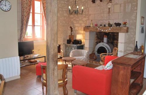 Saint-Senoch Casa | Gîte de charme en Touraine du Sud avec cheminée, jardin clos et équipement bébé, proche Loches - FR-1-381-40