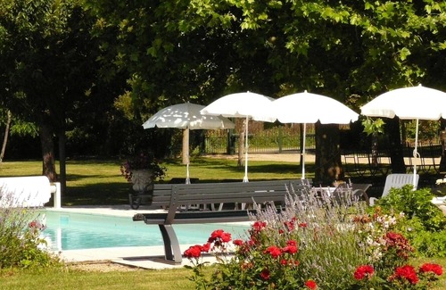 Varennes Cabaña | Encantadora casa de campo en Touraine con piscina climatizada, vista panorámica para 5 personas.