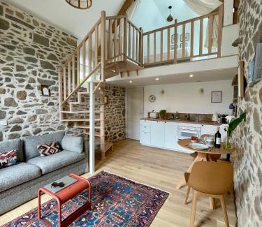 Flamanville Casa | Gîte de charme & jardin exceptionnel à 800 m de la mer