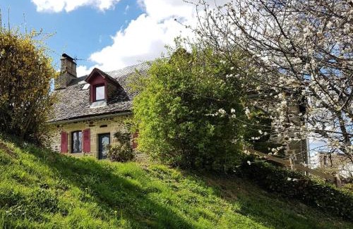 Saint-Martin-la-Meanne Apartamento | Gîte de France à Saint-Martin-la-Méanne 2 épis - Gîte de France 5 personnes MAE-9854