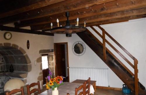 Saint-Martin-la-Meanne Apartamento | Gîte de France à Saint-Martin-la-Méanne 2 épis - Gîte de France 5 personnes MAE-9854