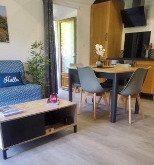 Saint-Privat-de-Vallongue Casa | Gîte de Combelebouze en Cévennes - Cosy, Confort et Climatisé - 3 étoiles
