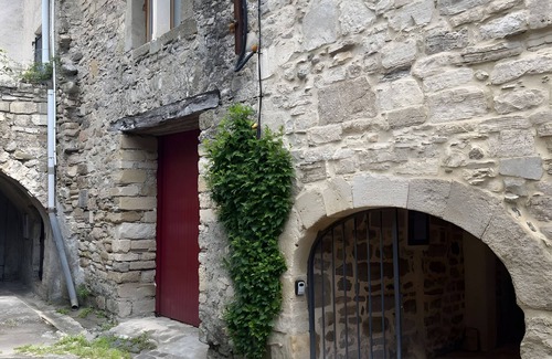 Villemagne-l'Argentiere Casa | Gîte de la riviere, beautiful village house (with artist studio)