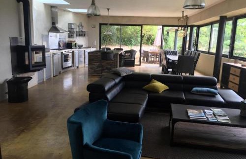 Altillac Apartamento | Gîte de France à Altillac 4 épis - Gîte de France 8 personnes MAE-0731