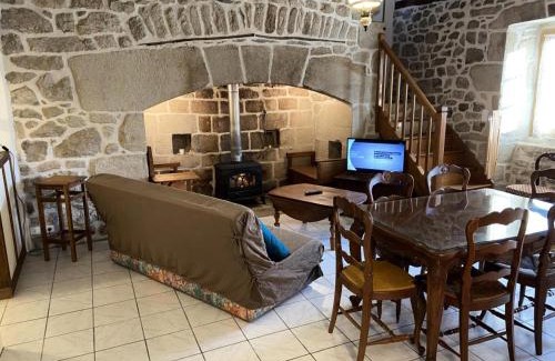 Darazac Apartamento | Gîte de France à Darazac 2 épis - Gîte de France 2 personnes MAE-5181
