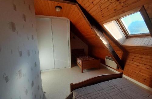 Lamaziere-Haute Apartamento | Gîte de France à Lamazière-Haute 2 épis - Gîte de France 5 personnes MAE-9934