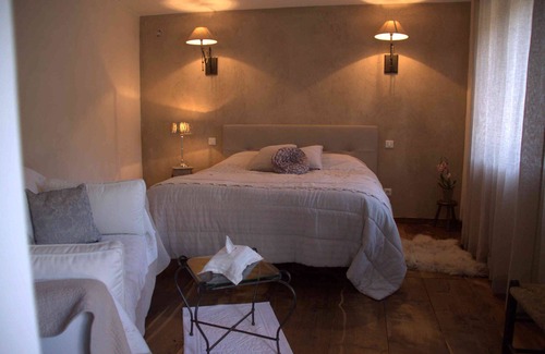 Millau Cama Y Desayuno | Gîte de Jassenove