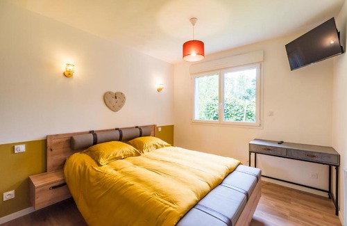 Ploumilliau Casa | Gîte de Kerduraison - Maison avec grand jardin